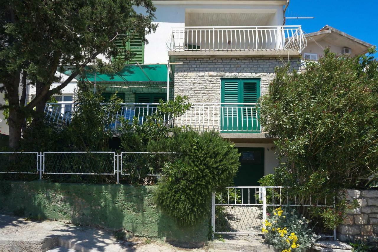 Apartments Podatok 4 Primošten Exterior foto